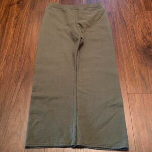 Green sweatpants with baggy fit